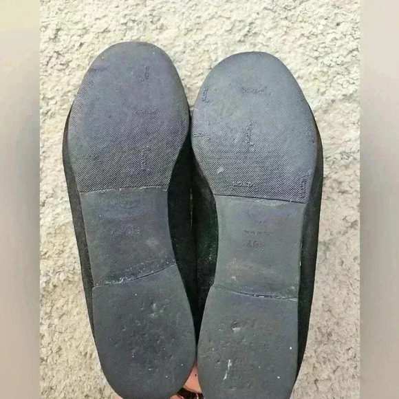 Chanel Black Velvet and Calf Skin Leather Toe Cap CC Bow Ballet Flats Size 40.5 - Picture 6 of 16